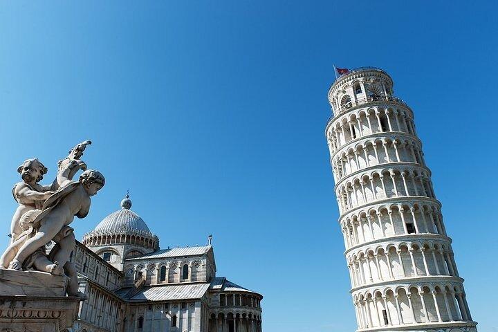 Pisa, Lucca, and Lunch at a Tuscan Winery from La Spezia