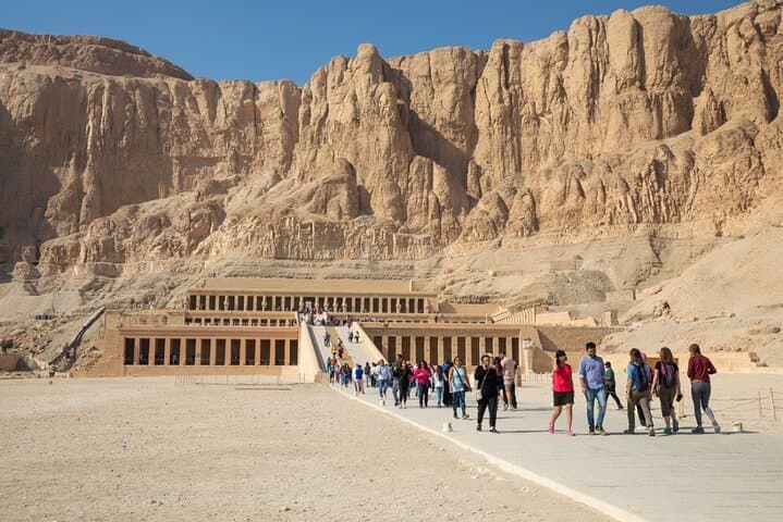 Balloon, East Bank, West Bank, and Valley of the Queens in Luxor