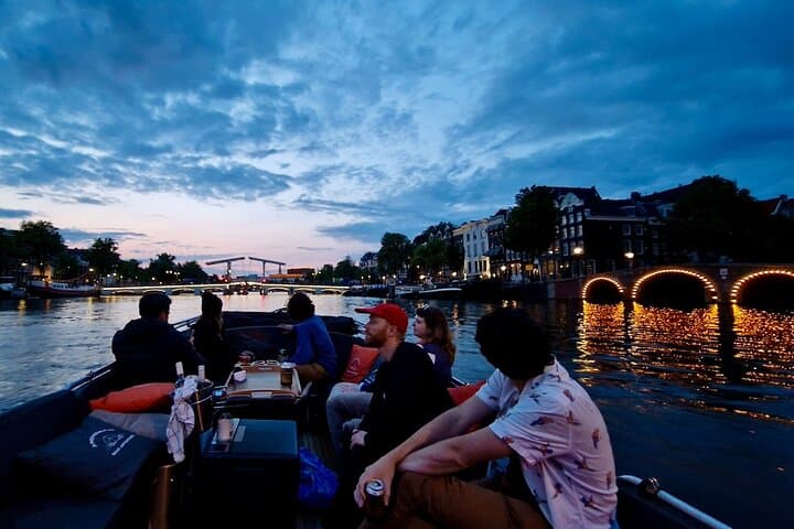 Amsterdam Evening Cruise in Small Group