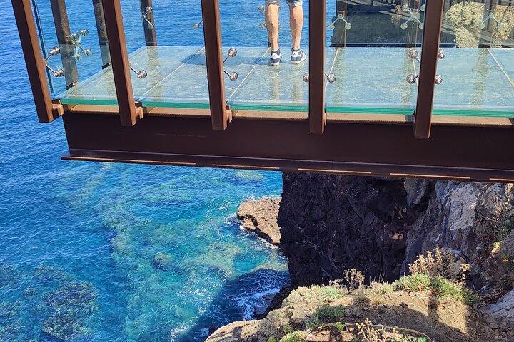 Madeira East Island Tour with Levada Walk and Lunch