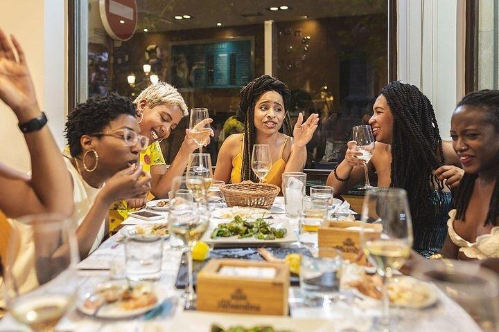 The Granada Evening Tapas Crawl by Food Lover Tour