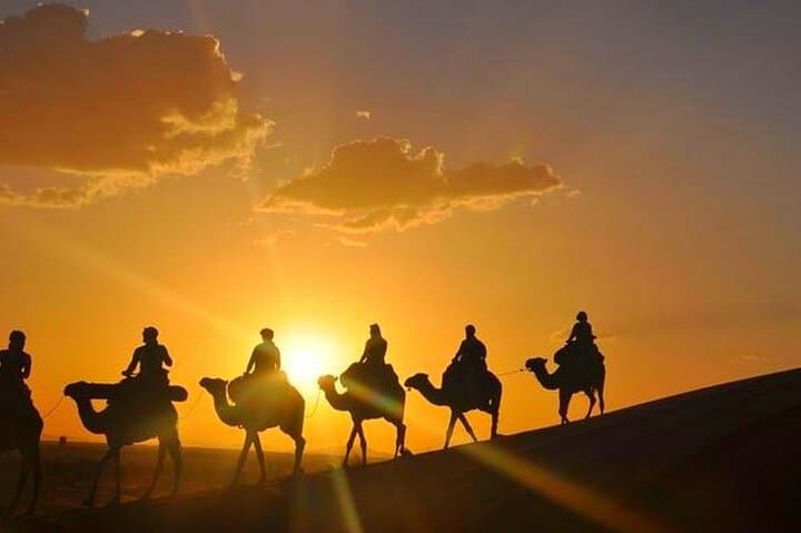 Marrakech: Magical Omnas Desert Dinner with Quad Bike & Camel,