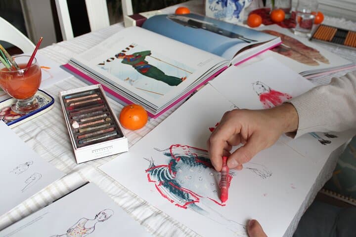 Fashion Design Workshop & Brunch on a Seine Private Boat in Paris