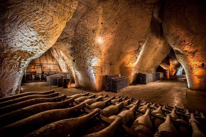 Private Guided Tour in Champagne from Paris, Veuve Clicquot visit