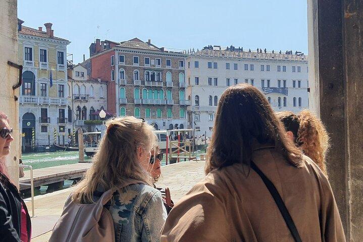 Venice City Highlights Small Group Walking Tour with Local Guide