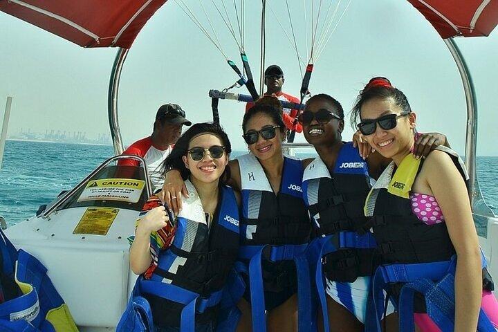 Dubai: Private Parasailing with Pickup & Drop-Off