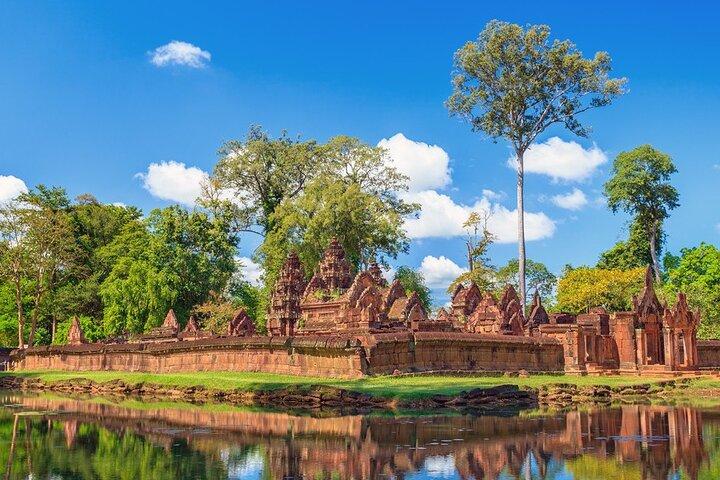 Banteay Srei and Beng Mealea Full Day Private tour