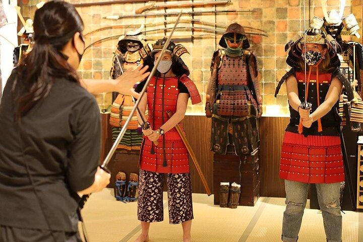 Tokyo Customized Tour & Samurai Ninja with Licensed Guide