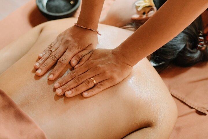 Bali Spa Packages and Sunset Dinner at Jimbaran Beach