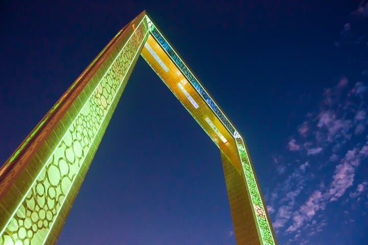 Admission to the Dubai Frame to see the Two Faces of Dubai