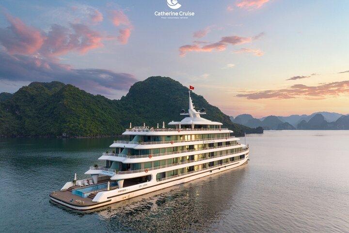 Halong Bay Cruises 2Day/1Night 5 Star Pick up & Transfer Included