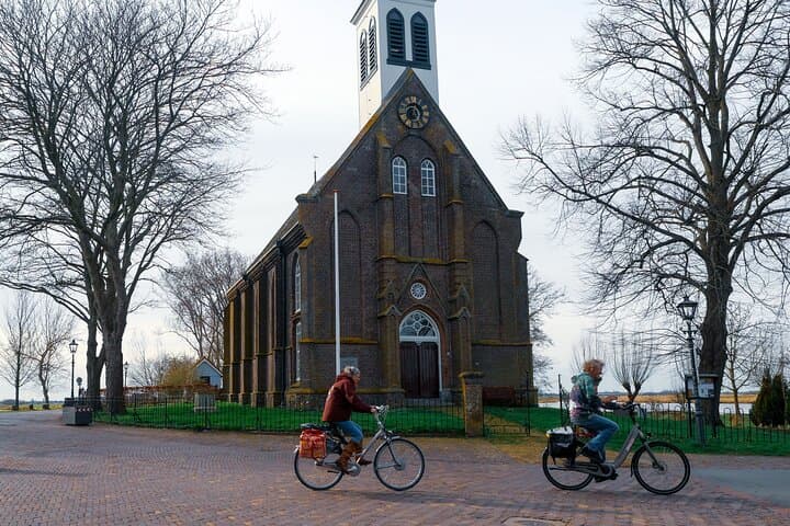 Countryside Bike Tour from Amsterdam: Cheese, Clogs & a Windmill