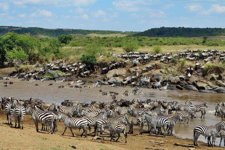 3 Days 8th Wonder Of The World with Maasai Mara Great Tour