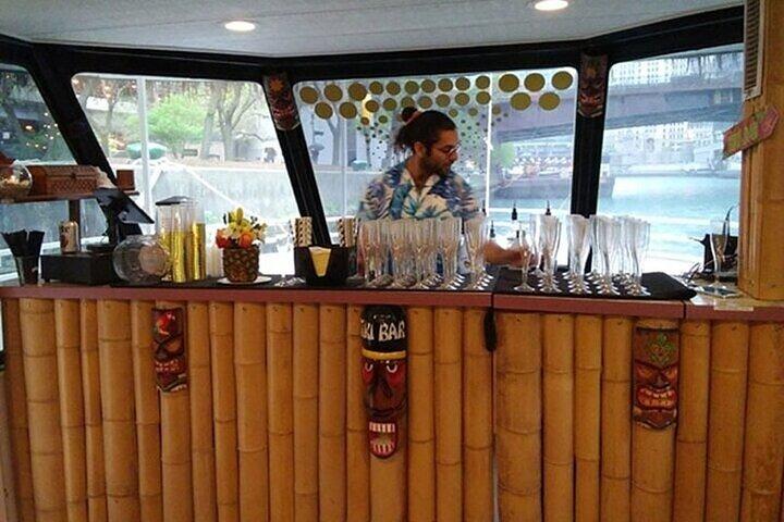 Chicago River Spectacular Fireworks Show and Tiki Bar Cruise
