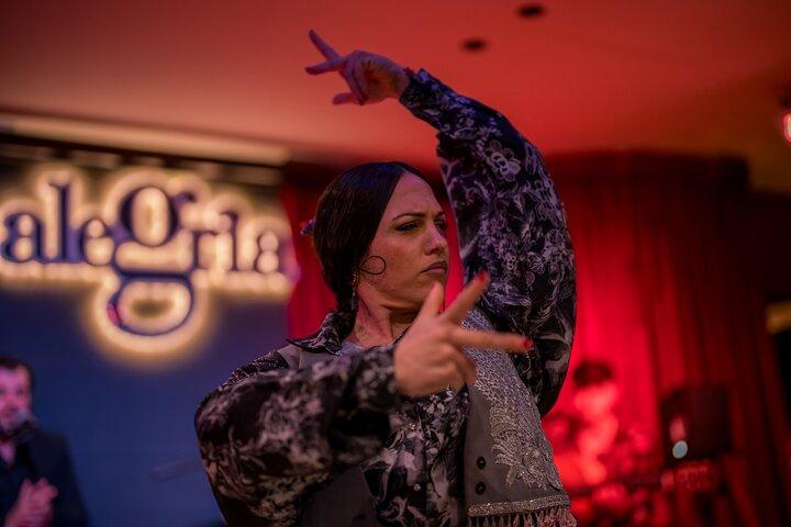 Authentic flamenco show. Alegria and gastronomy Malaga