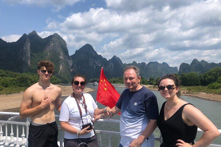 1 Day Private Tour: Li River Cruise from Guilin & Yangshuo Biking