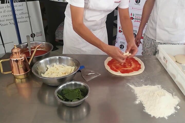 Naples Pizza Secrets Class with Tastings at a Historic Pizzeria
