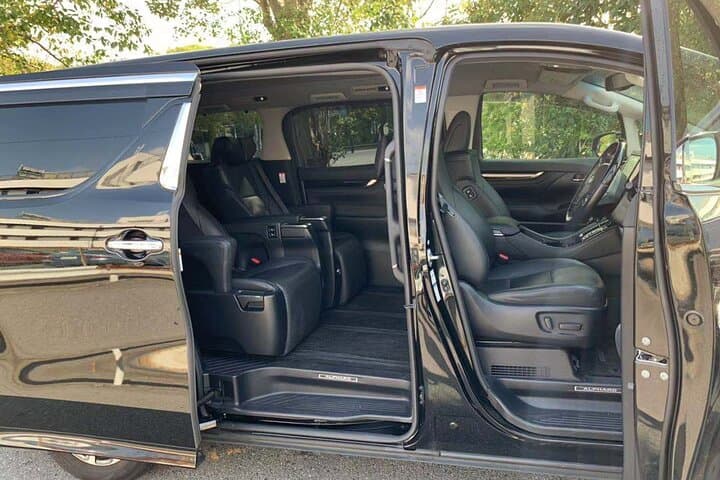 Tokyo private transfer to Haneda Airport (HND)