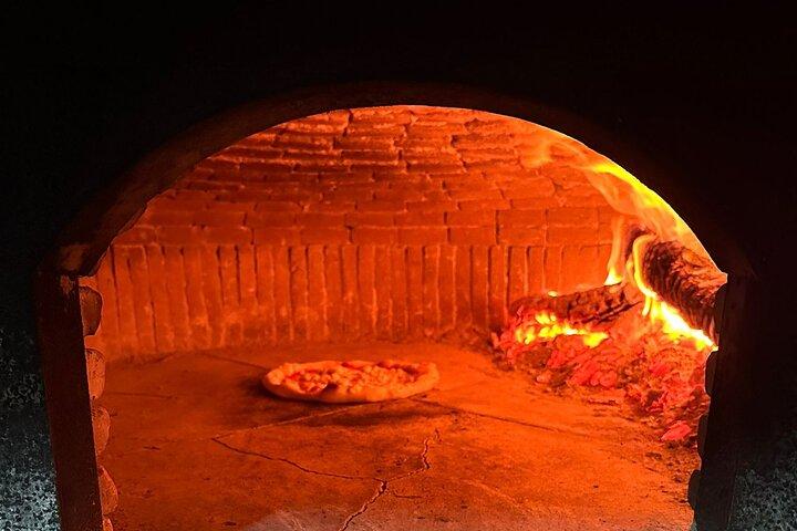 Sorrento Pizza Making Class with Local Pizzaiolo Hands on 100%
