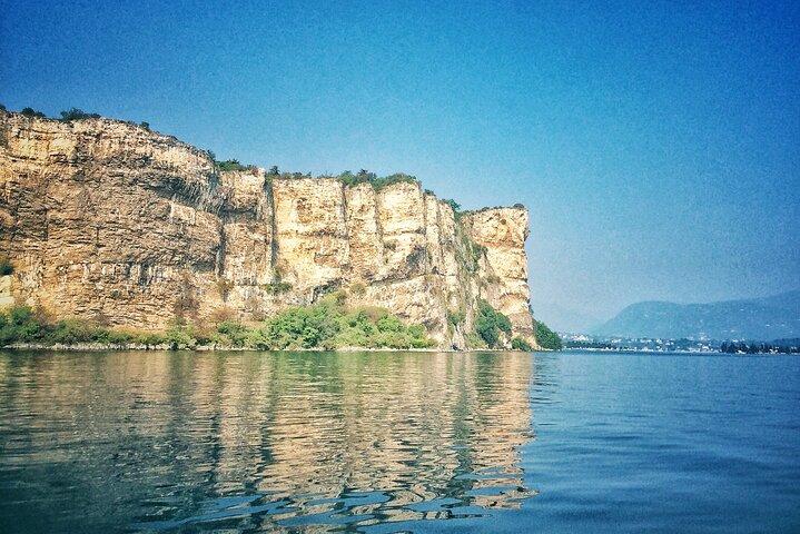 Boat Tour of Isola del Garda