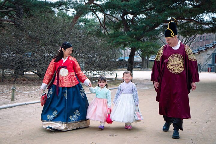 Gyeongbokgung palace family/group private photoshoot