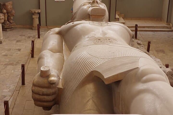 Private Full Day Guided Tour of Memphis to Saqqara and Dahshur
