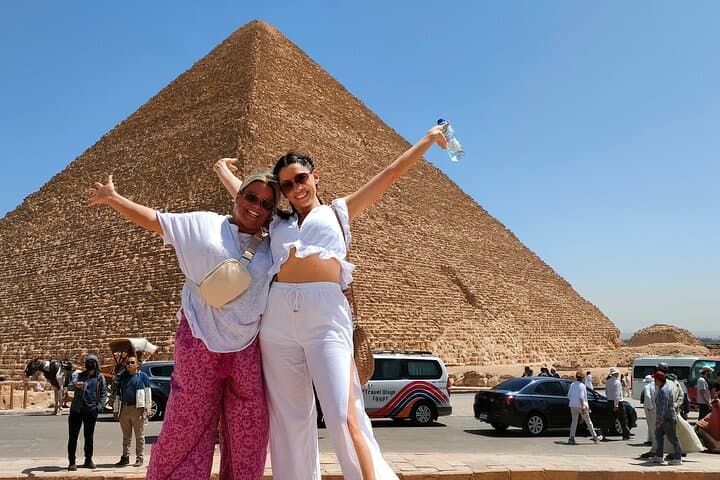 Private Tour to Giza Pyramids, Sphx, Camel & Inside Pyramid