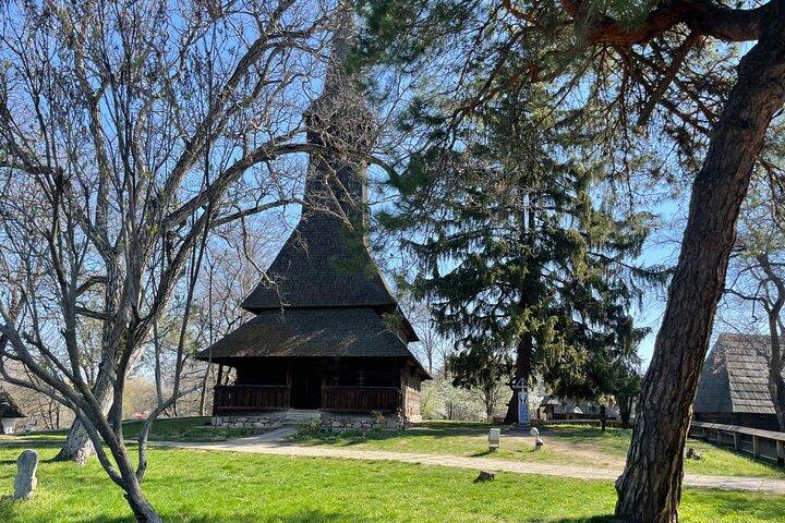 Highlights of Bucharest 4h private Tour