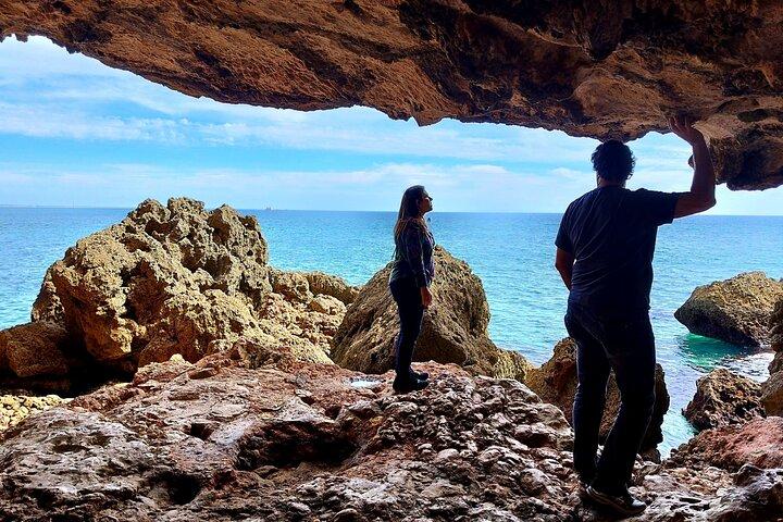Private Lisbon Coastal Tour – Arrábida, Sesimbra and Beach Picnic