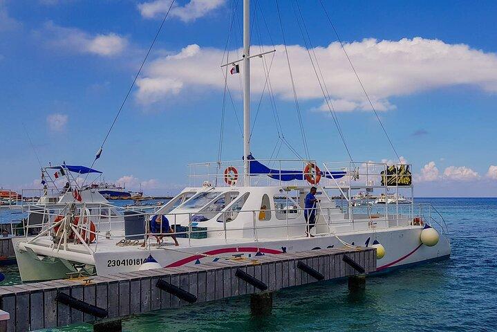 Tour to Cozumel by Catamaran with Snorkeling and Lunch included