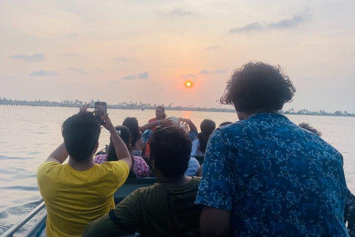 Shikara Boat Tour Alleppey Backwater Fantastic Boat Cruise