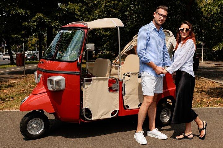 Bucharest Tuk Tuk city tour
