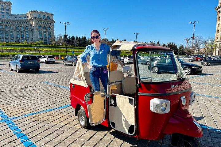 Bucharest Tuk Tuk city tour