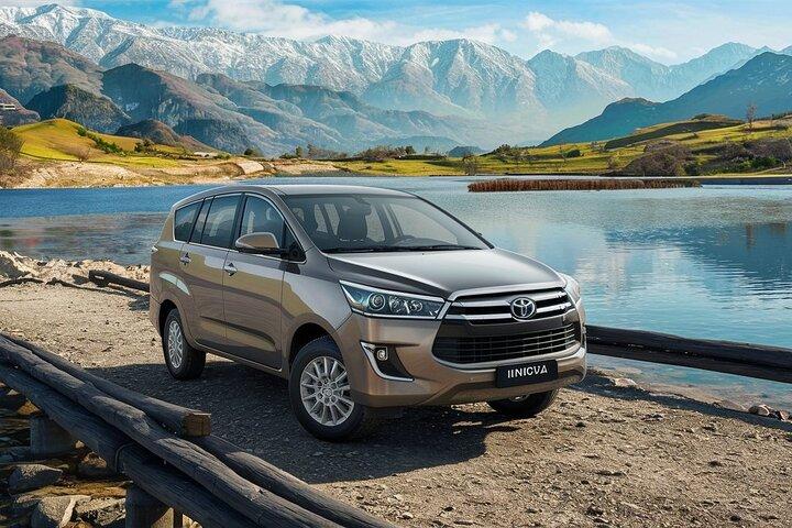Innova To and Fro Pvt. Airport Transfer from Srinagar / Dal Lake
