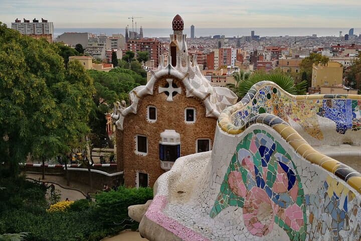 Sagrada Familia and Guell Park Private Tour