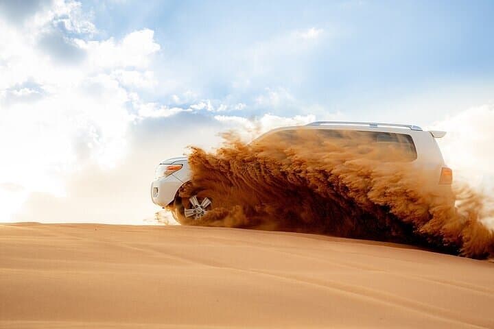 Dubai Evening Desert safari & BBQ Dinner-Pickup From Dubai mall
