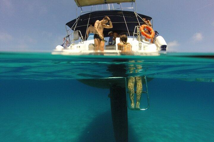 Daily sailing trip in the La Maddalena Archipelago