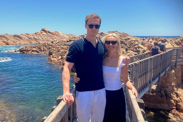 Perth to Margaret River Wineries & Sightseeing 1 Day Tour