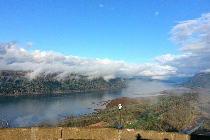 Morning Multnomah Falls and Gorge Waterfalls Tour