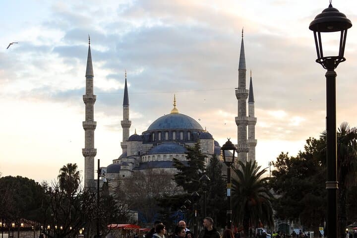 Guided Istanbul City Tour with Bosphorus Dinner Cruise