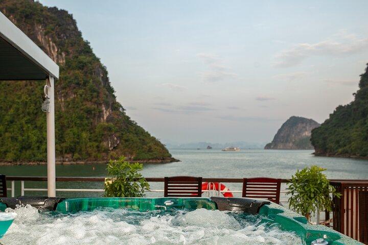 2 Days Bai Tu Long Tour from Hanoi