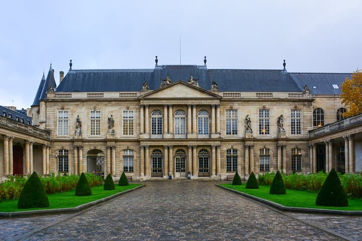 Paris Jewish Quarter Marais Smartphone GPSAPP Audio Walking Tour