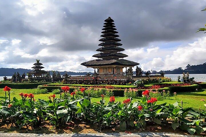 Private Day Trip Nungnung Waterfall And Beratan Temple