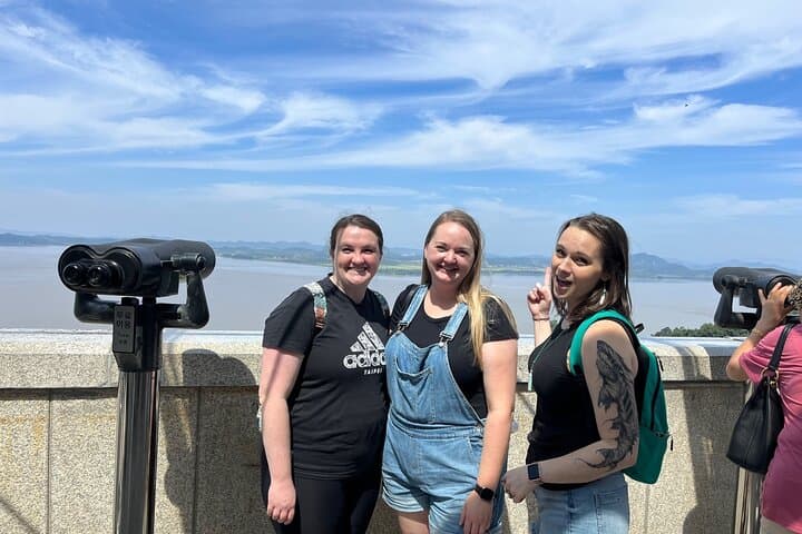 Private DMZ Tour with North Korean Defector + N Korean Lunch
