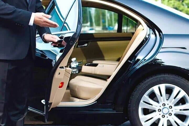 Private One way Airport Transfer Berlin Airport To Berlin