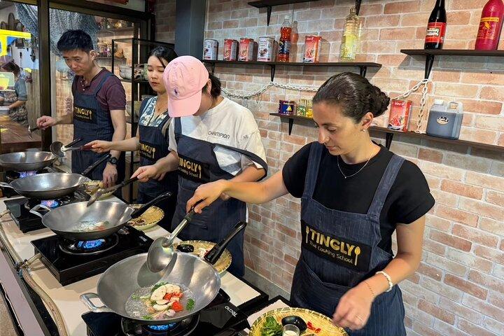 Thai cooking class experience in Bangkok with Tingly Thai cooking school
