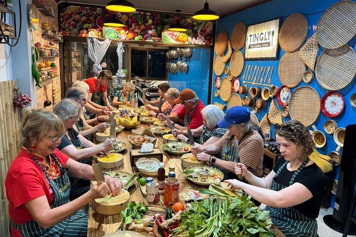 Thai cooking class experience in Bangkok with Tingly Thai cooking school