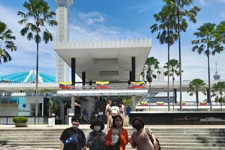 Malaysia's The Two Tower Half-Day City Tour