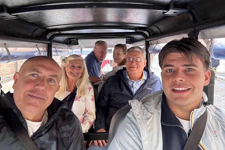 Golf Cart tour with English speaking driver guide (3h/5h)