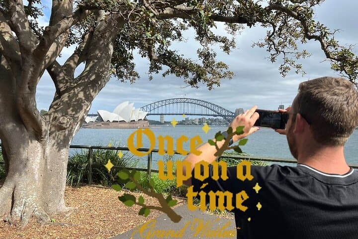 Story of Sydney Tour (mini coach)